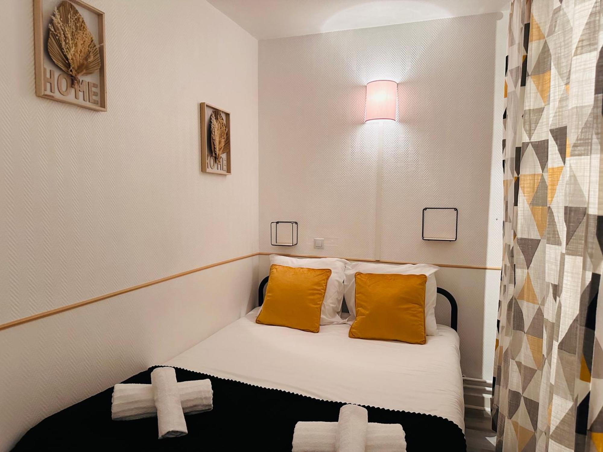 Orleans Centre Proche Gare - Appartement Fonctionnel Residence Calme Parking Prive Gratuit - Le Central Elegance Екстер'єр фото